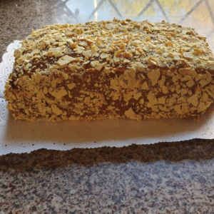 Torta Hoja, Manjar, Crema Pastelera y Nuez