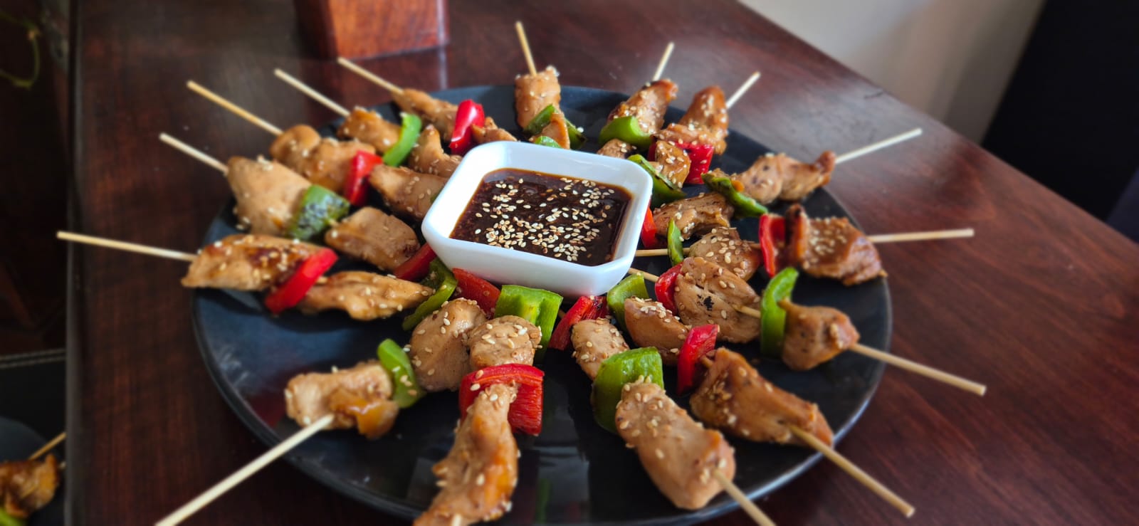Brochetas de Pollo a la Miel 12 unidades